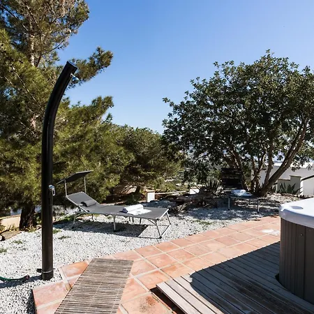 Rural Camelia Villa